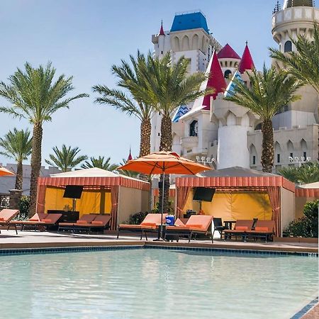 Beddable Unit By The Excalibur Casino Las Vegas Stripアパートホテル エクステリア 写真